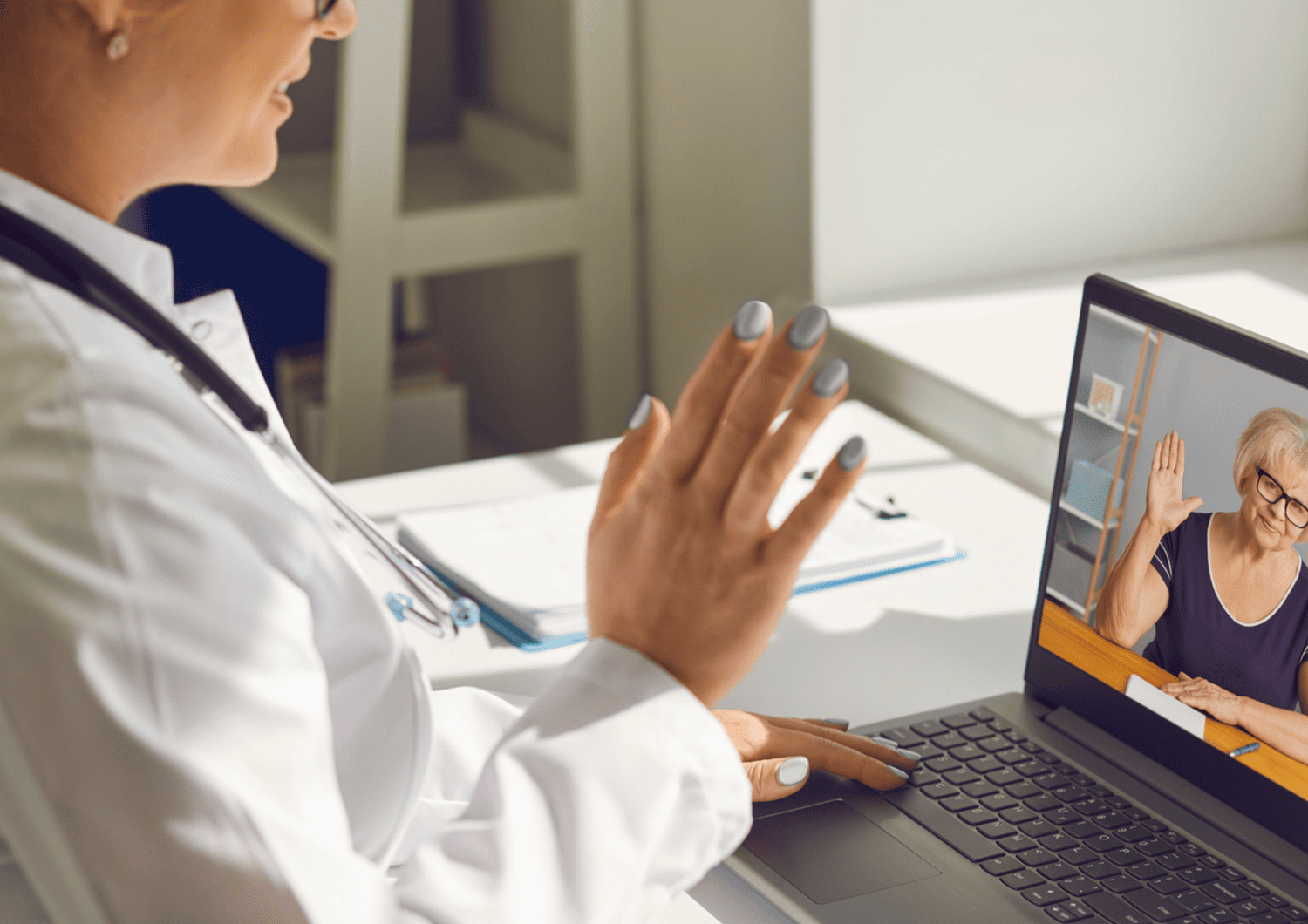 Healthcare provider conducting an online behavioral health session with a patient through Optima Medical’s telehealth services in Arizona.
